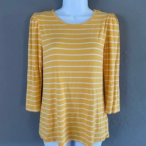 Bundle of time and tru shirts